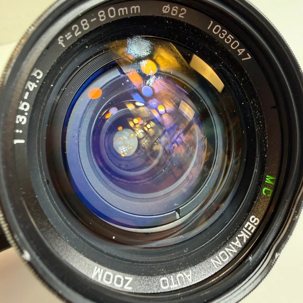 Chinon CE-5 35mm SLR Film Camera with Seikanon 28-80mm f3.5-4.5 Lens Untested